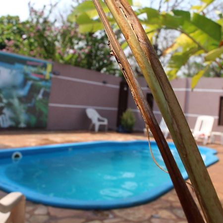 Residencial Noelia Hostel Puerto Iguazú Exteriör bild