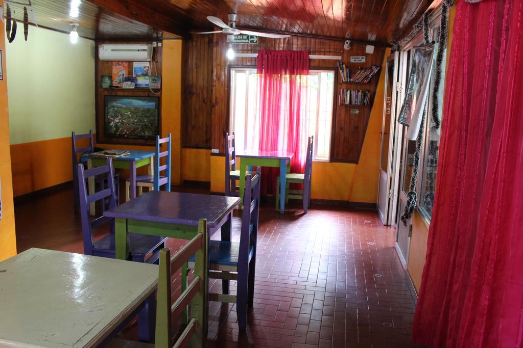 Residencial Noelia Hostel Puerto Iguazú Exteriör bild