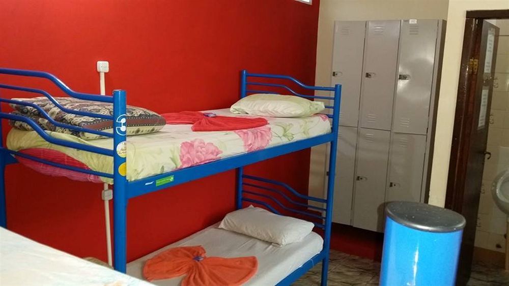 Residencial Noelia Hostel Puerto Iguazú Exteriör bild