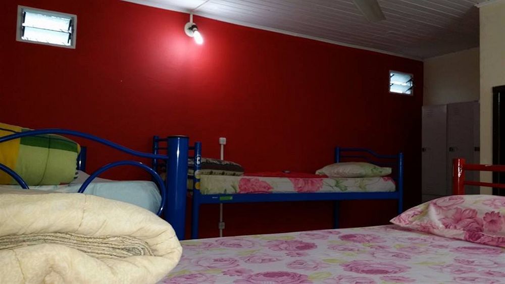 Residencial Noelia Hostel Puerto Iguazú Exteriör bild