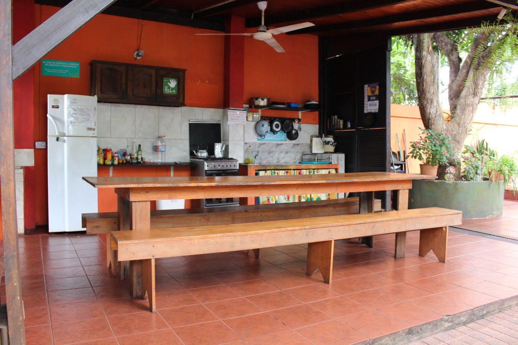 Residencial Noelia Hostel Puerto Iguazú Exteriör bild
