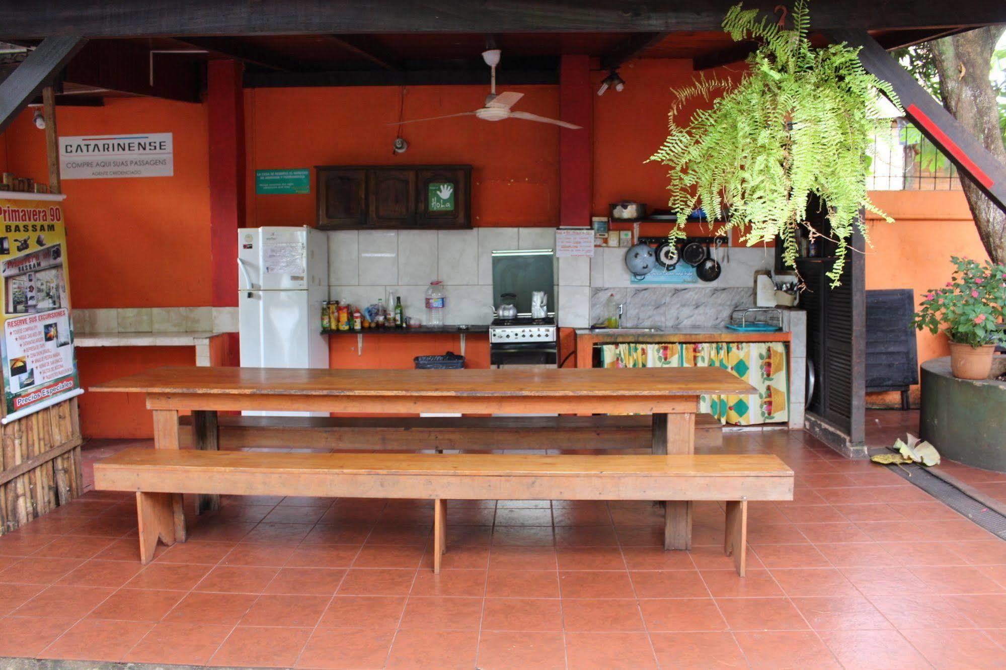 Residencial Noelia Hostel Puerto Iguazú Exteriör bild
