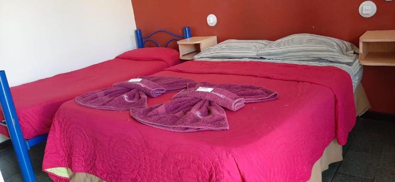 Residencial Noelia Hostel Puerto Iguazú Exteriör bild