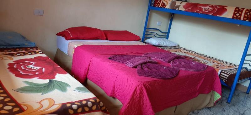 Residencial Noelia Hostel Puerto Iguazú Exteriör bild